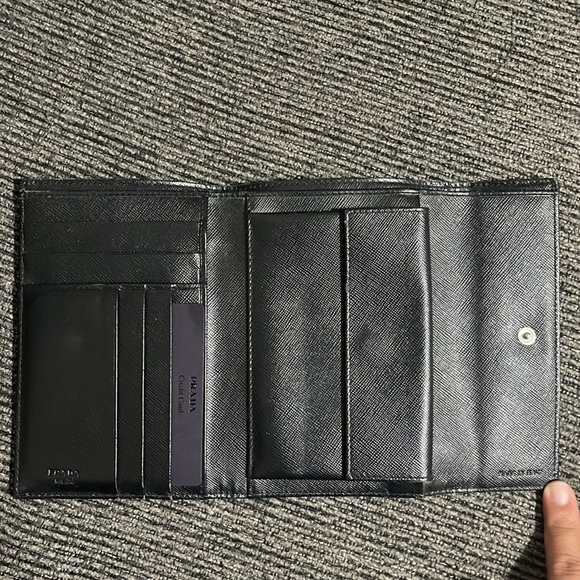 Authentic PRADA Tessuto Black Nylon Trifold  Wallet - Picture 3 of 6
